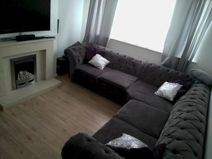 2 Bedroom Flat To Rent In Watling Court, High Street North, Dunstable, Bedfordshire, LU6