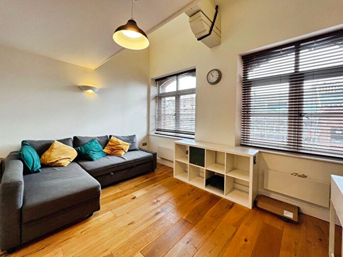 1 Bedroom Flat To Rent In Park Place, Leeds, LS1