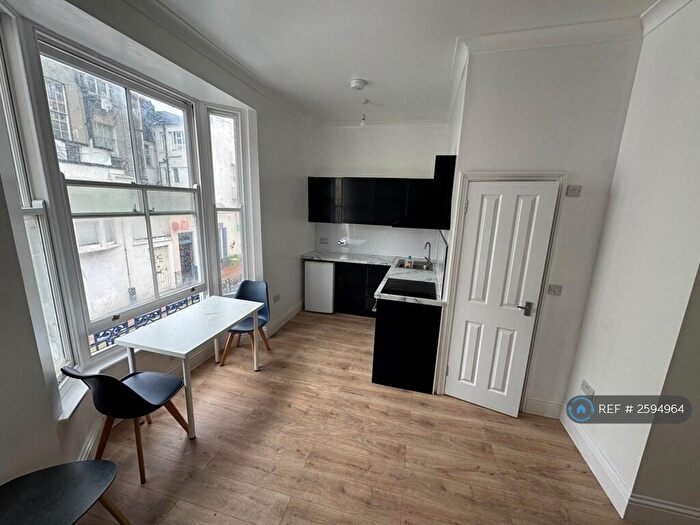 5 Bedroom Terraced House To Rent In Montpelier Road, Brighton, BN1