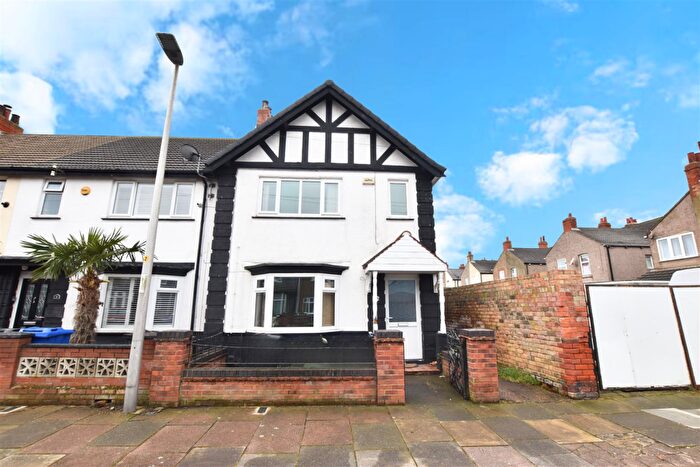 2 Bedroom End Of Terrace House For Sale In Wilson Street, Cleethorpes, DN35