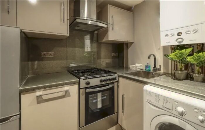 Studio To Rent In Clarence Street, Southend-On-Sea, SS1