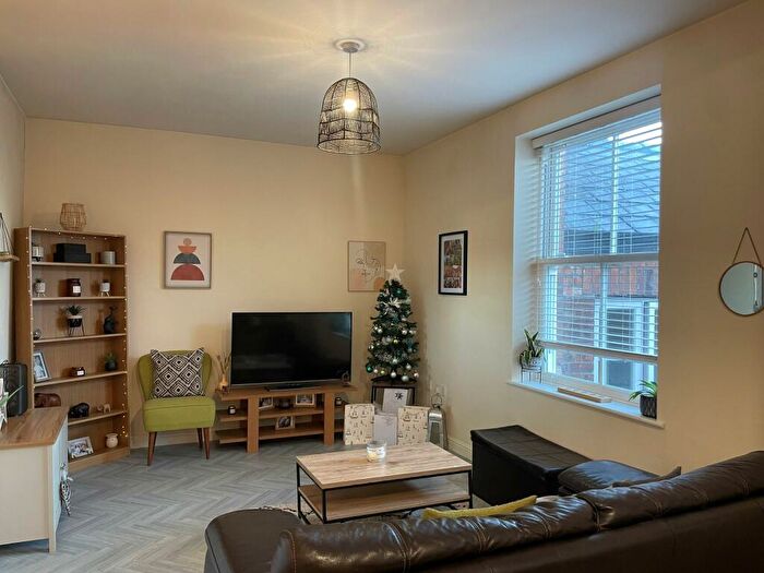 1 Bedroom Flat To Rent In Wheelock Street, Middlewich, CW10