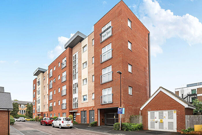 2 Bedroom Apartment For Sale In Marquess Drive, Bletchley, Milton Keynes, MK2