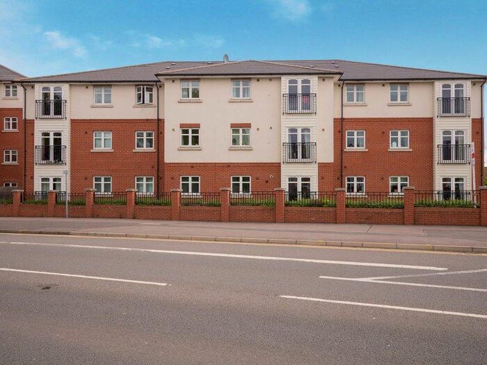 2 Bedroom Apartment To Rent In Racecourse Mews, Loughborough, LE11