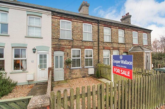 2 Bedroom House For Sale In Bedford Road, Willington, MK44