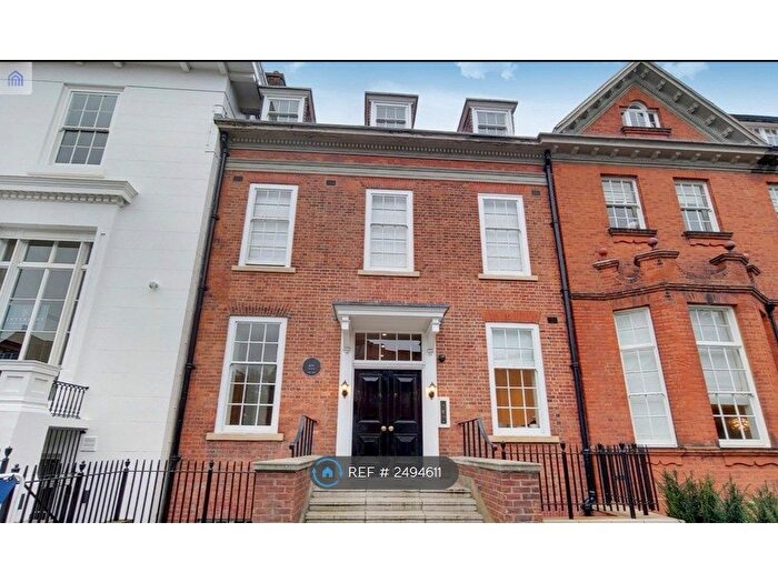 2 Bedroom Flat To Rent In Kidderpore Avenue, London, NW3