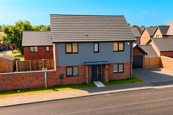 4 Bedroom Detached House For Sale In David Capp Road, Brundall, Norwich, NR13