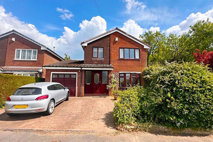 3 Bedroom Detached House For Sale In Vernon Road, Poynton, SK12