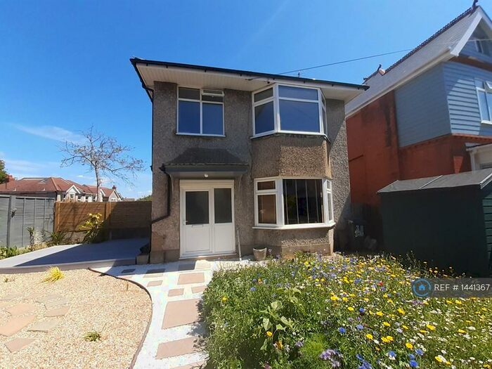 2 Bedroom Flat To Rent In Southbourne Road, Bournemouth, BH6