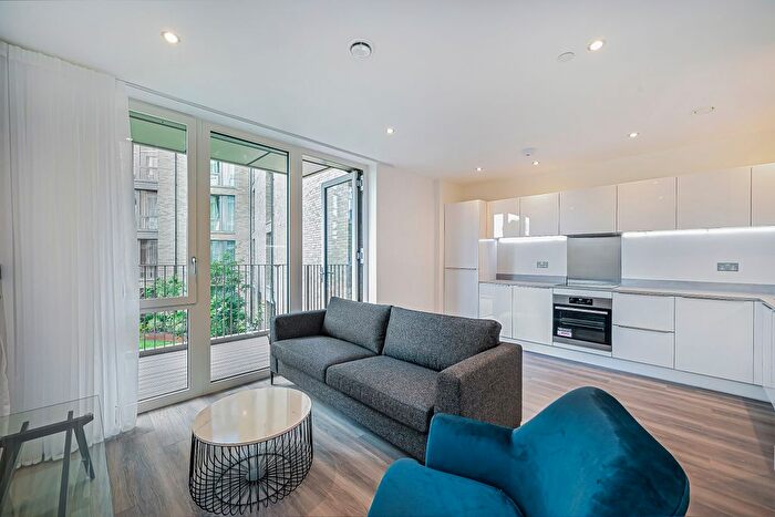 1 Bedroom Flat To Rent In Alwyne Court, Garnet Place, West Drayton, UB7