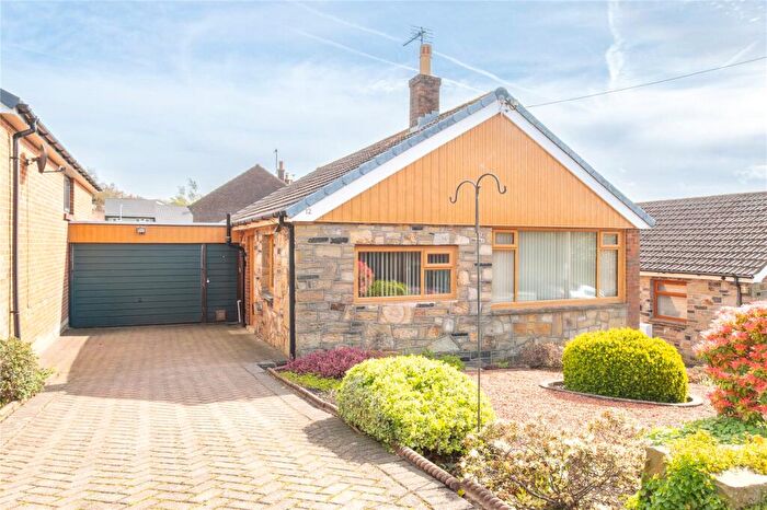 3 Bedroom Bungalow For Sale In Spring Lane, Holmfirth, HD9