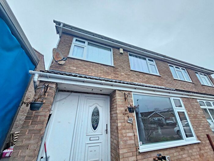 3 Bedroom Semi Detached House To Rent In Kincraig Road, Rushey Mead, Leicester, LE4