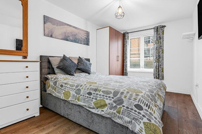 2 Bedroom Flat To Rent In Constables Way, Hertford, Hertfordshire, SG13