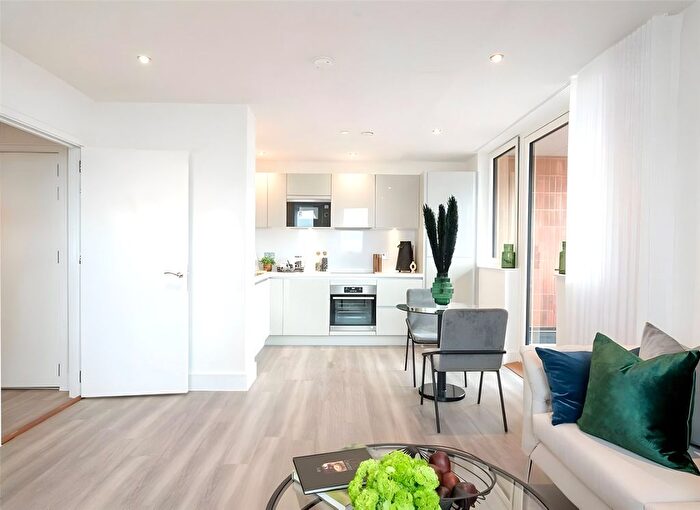 1 Bedroom Flat To Rent In Ashwell House, Merrick Road, Southall, UB2