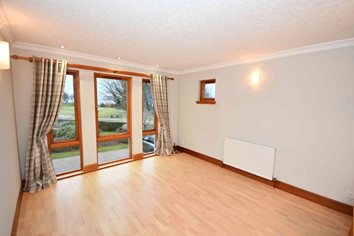 2 Bedroom Flat To Rent In Royal Marine Apartments, Marine Road, Nairn, IV12