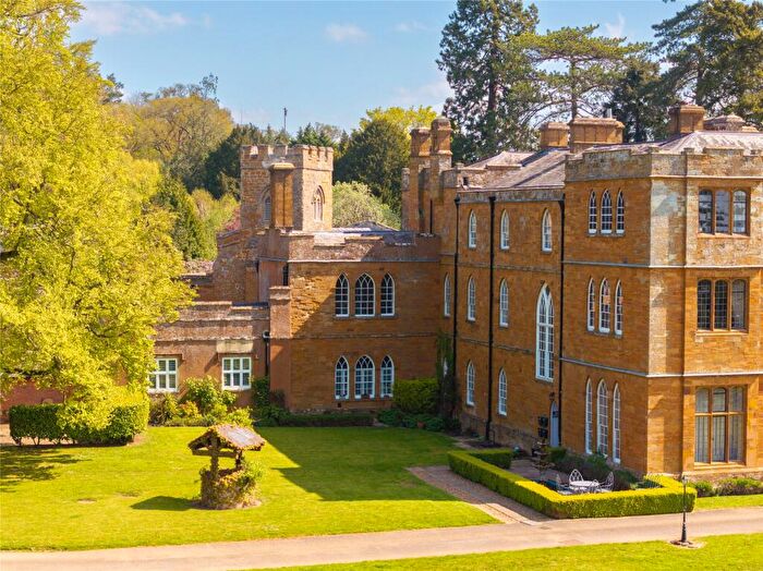 2 Bedroom Apartment For Sale In Brockhall, Northampton, Northamptonshire, NN7