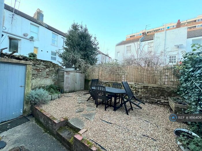 1 Bedroom Flat To Rent In Livingstone Road, Hove, BN3
