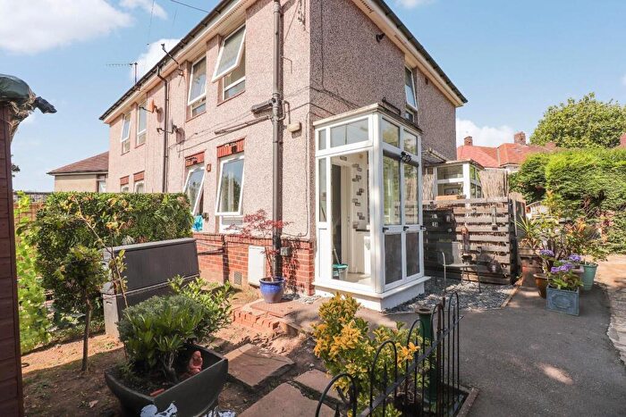 1 Bedroom Flat For Sale In Wisewood Avenue, Wisewood, Sheffield, S6