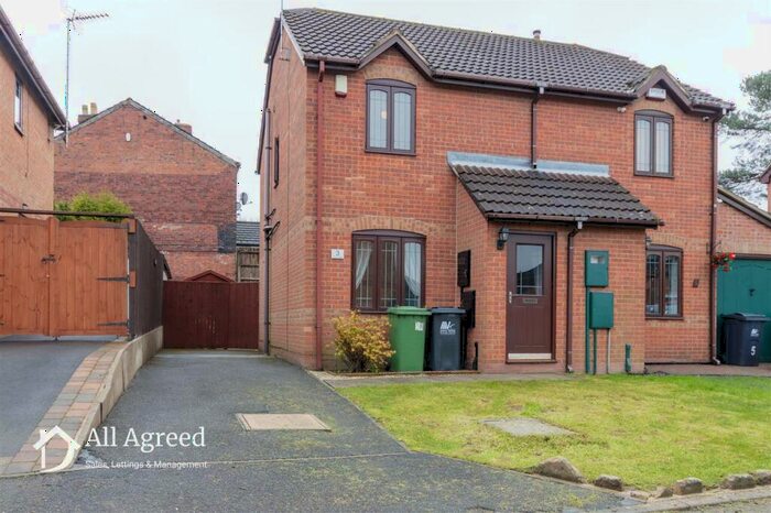 2 Bedroom Semi-Detached House To Rent In Raven Close, Riddings, DE55