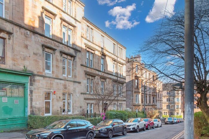 2 Bedroom Flat To Rent In Cowan Street, Kelvinbridge, Glasgow, G12