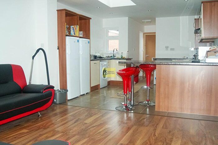 5 Bedroom Terraced House To Rent In Hubert Road, Selly Oak, Birmingham, B29