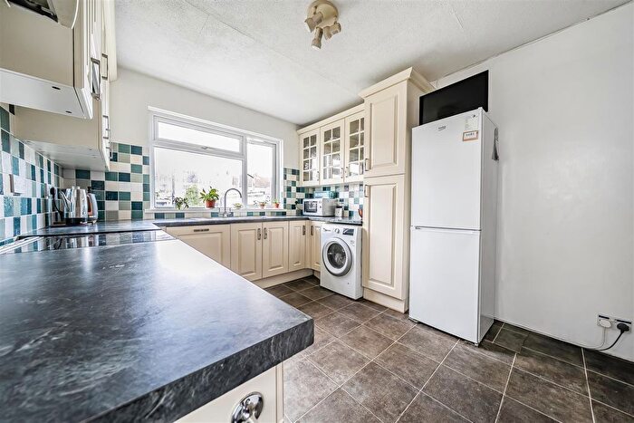 3 Bedroom Terraced House For Sale In Lakefield Place, Llanelli, SA15