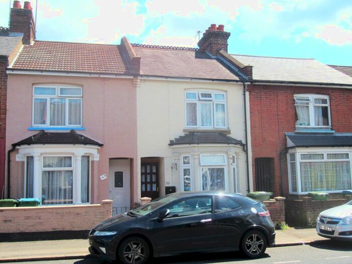 3 Bedroom Terraced House To Rent In Whippendell Road, Watford, WD18