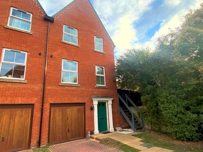 3 Bedroom Town House To Rent In Hawes Street, Ipswich, IP2