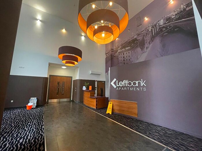 2 Bedroom Flat To Rent In Leftbank, Manchester, Greater Manchester, M3