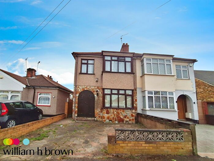 3 Bedroom Semi-Detached House To Rent In Philip Road, Rainham, RM13