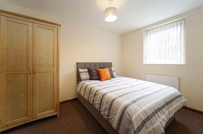 1 Bedroom Flat To Rent In Chapel Street, Leeds, LS6