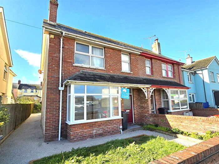 2 Bedroom Flat To Rent In Victoria Road, Bude, Cornwall, EX23