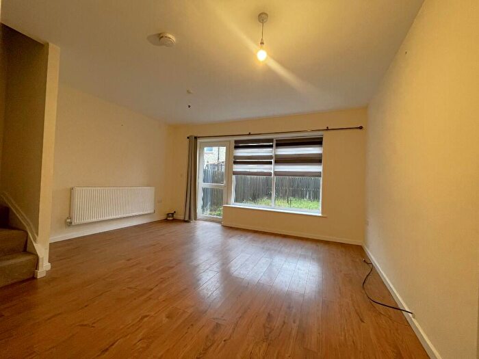 3 Bedroom Detached House To Rent In Hepworth Drive, Sheffield, S26