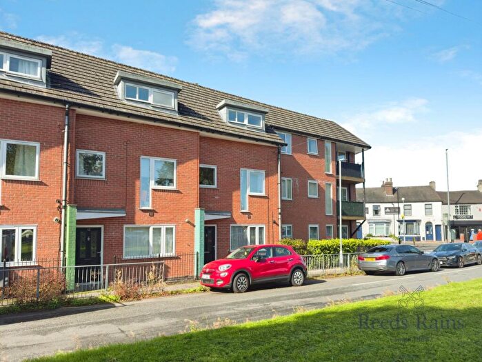 3 Bedroom Terraced House To Rent In High Street, May Bank, Newcastle, Staffordshire, ST5