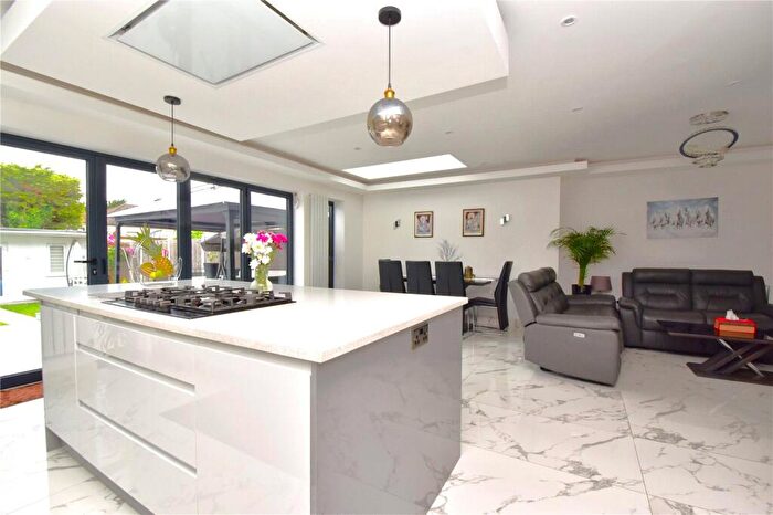 5 Bedroom Semi-Detached House To Rent In James Road, Dartford, Kent, DA1