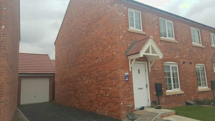 3 Bedroom Semi-Detached House To Rent In Bosworth Way, Leicester, LE3