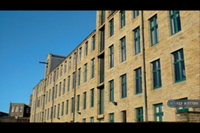 2 Bedroom Flat To Rent In Sunbridge Rd, Bradford, BD1