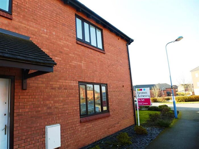 2 Bedroom Flat To Rent In Swanwick Lane, Milton Keynes, MK10