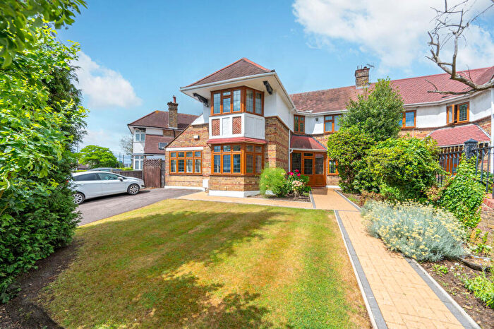 5 Bedroom Semi-Detached House For Sale In Mount Drive, Wembley Park, Wembley, HA9