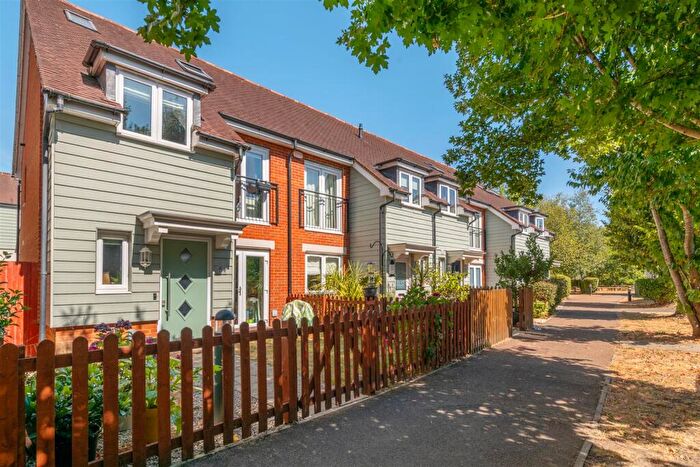 4 Bedroom End Of Terrace House For Sale In The Moors, Redhill, Surrey, RH1