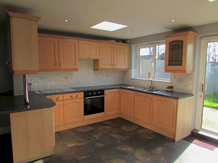 4 Bedroom Terraced House To Rent In Peel Road, Harrow Wealdstone, Middlesex HA3