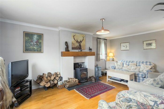 4 Bedroom Detached House For Sale In Duns Tew, Bicester, Oxfordshire, OX25