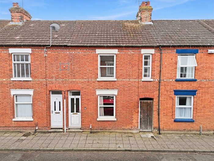 3 Bedroom Terraced House For Sale In King Edward Street, New Bradwell, MK13