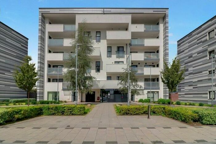 2 Bedroom Flat To Rent In Williams Way, Wembley, HA0