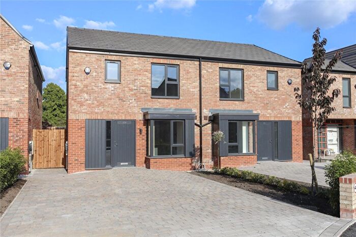 3 Bedroom Semi Detached House For Sale In Shores Fold, Cringle Road, Manchester, M19