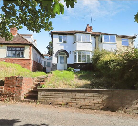 3 Bedroom Semi-Detached House To Rent In Stourbridge Road, Kidderminster, DY10