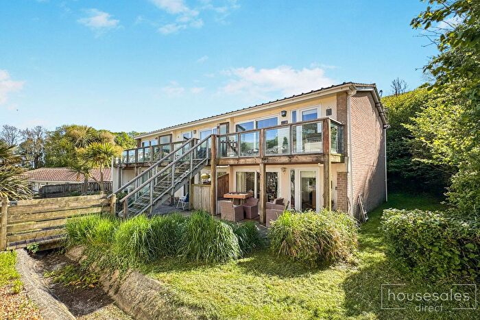 2 Bedroom Flat For Sale In Morweth Court Trerieve, Torpoint, PL11