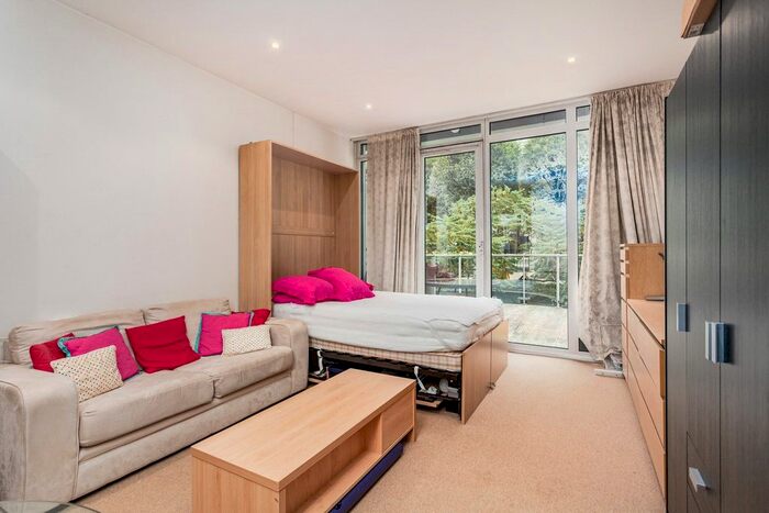 Studio To Rent In Eustace Building, Chelsea Bridge Wharf, London, SW11