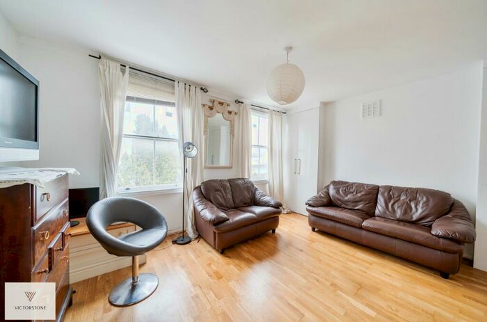 2 Bedroom Apartment To Rent In Wharfdale Road, Kings Cross, London, N1