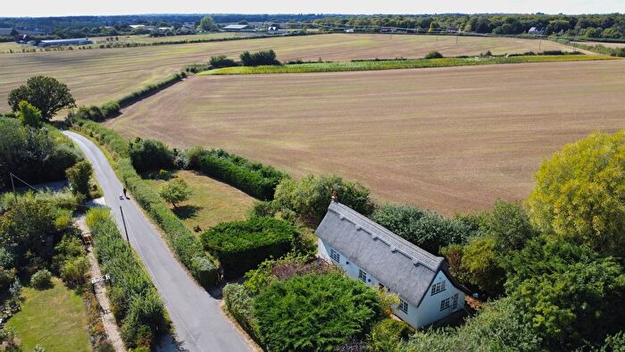 3 Bedroom Cottage For Sale In Woodview Road, Layer Marney, Colchester, CO5